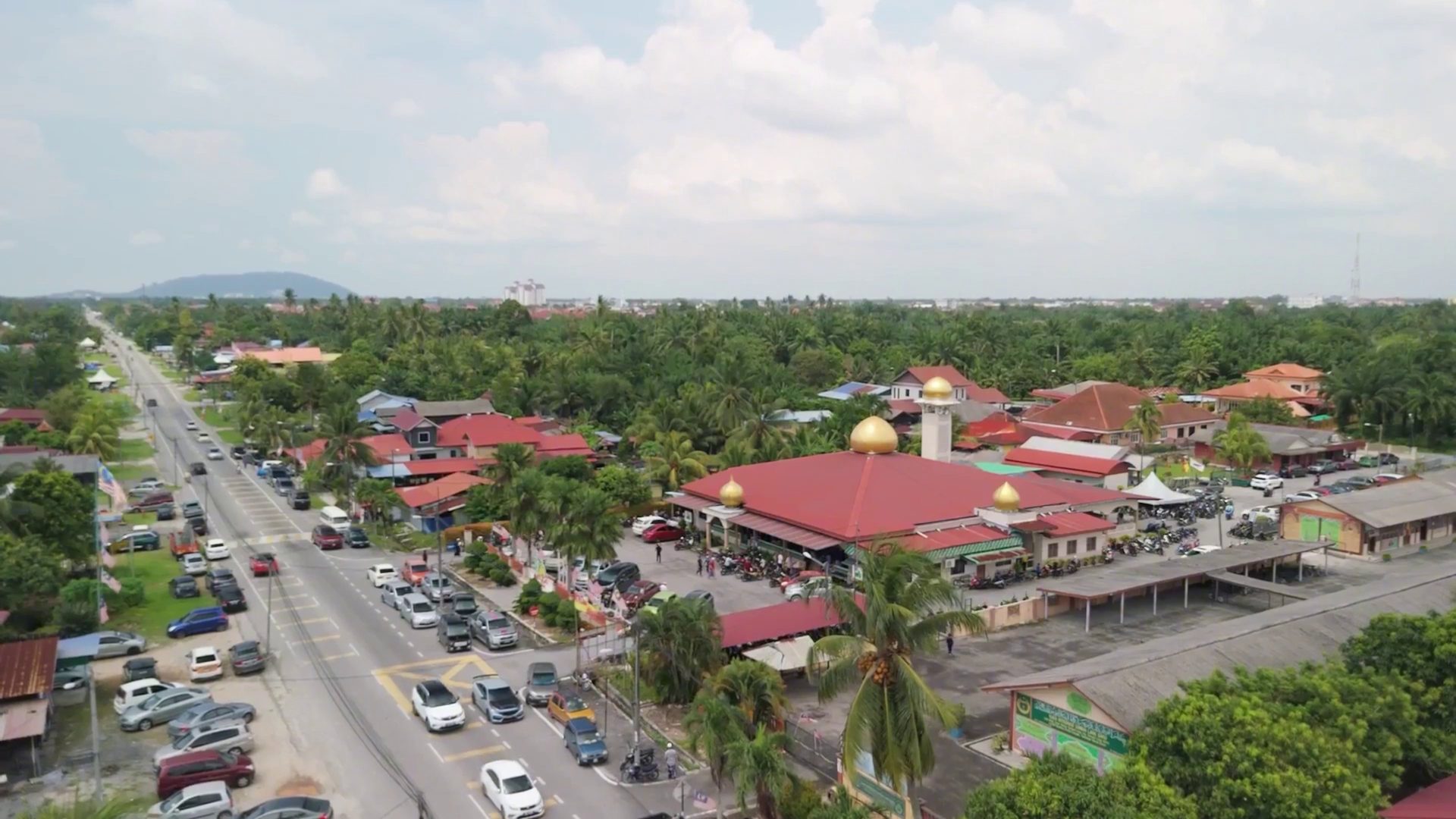 Pemandangan Masjid Kampung Sungai Lang Baru